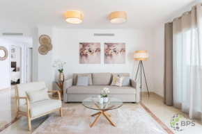 Penthouse -solarium- 6 pools 422, Estepona